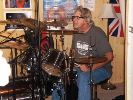 20161122214611-f97cd246